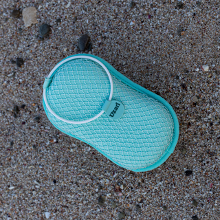 U-Scrub Exfoliator, Antibacterial, Quick-Drying & Machine Washable with Travel Bag