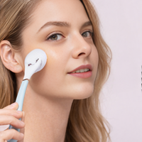 LUNAESCENT Touch-Free Skincare Applicator Set with Silicone Pads & Gold Spatula